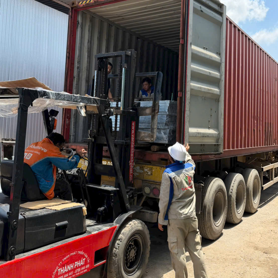 TÀI PHONG KHẲNG ĐỊNH CHẤT LƯỢNG QUỐC TẾ: XUẤT KHẨU THÀNH CÔNG ĐƠN HÀNG 12 CONTAINER SANG CHÂU MỸ!